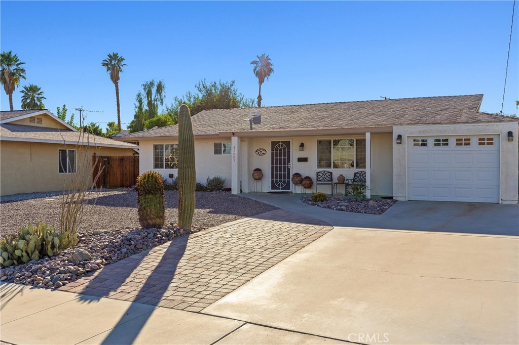 Palm Desert Country Club (32417) - Residential