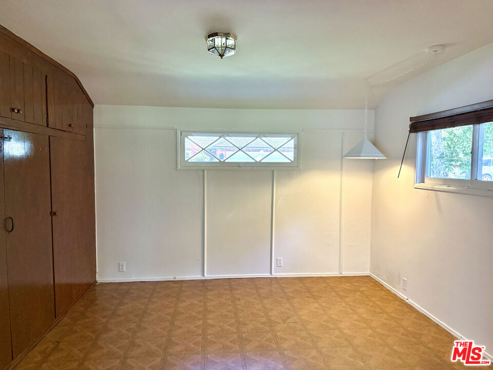 Lower Mandeville - Residential