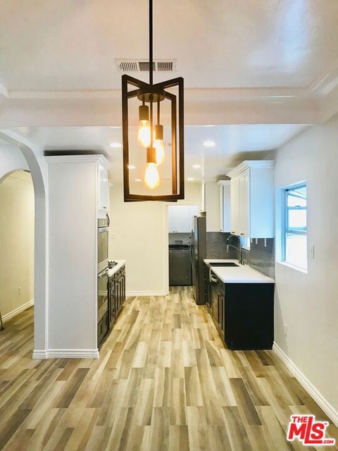 Photo of 304 W Hillcrest Boulevard, Inglewood, CA 90301 (MLS # 26875749)