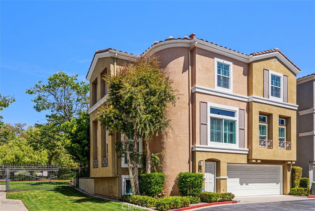 237 Montana del Lago Drive