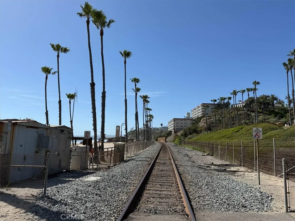 San Clemente, California 92672, United States, 2 Bedrooms Bedrooms, ,3 BathroomsBathrooms,Residential,Active,184157