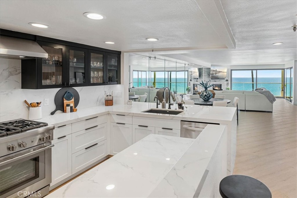 Sunset Shores (SO) - Residential Lease