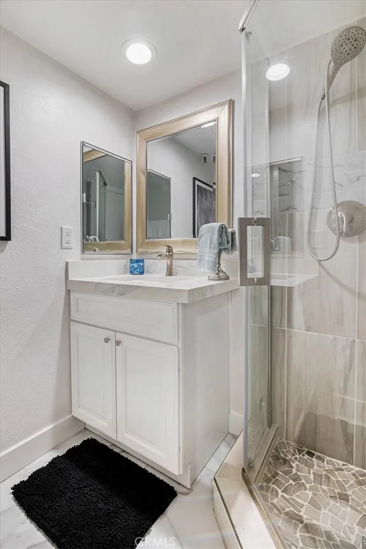 San Clemente, California 92672, United States, 2 Bedrooms Bedrooms, ,3 BathroomsBathrooms,Residential,Active,184157