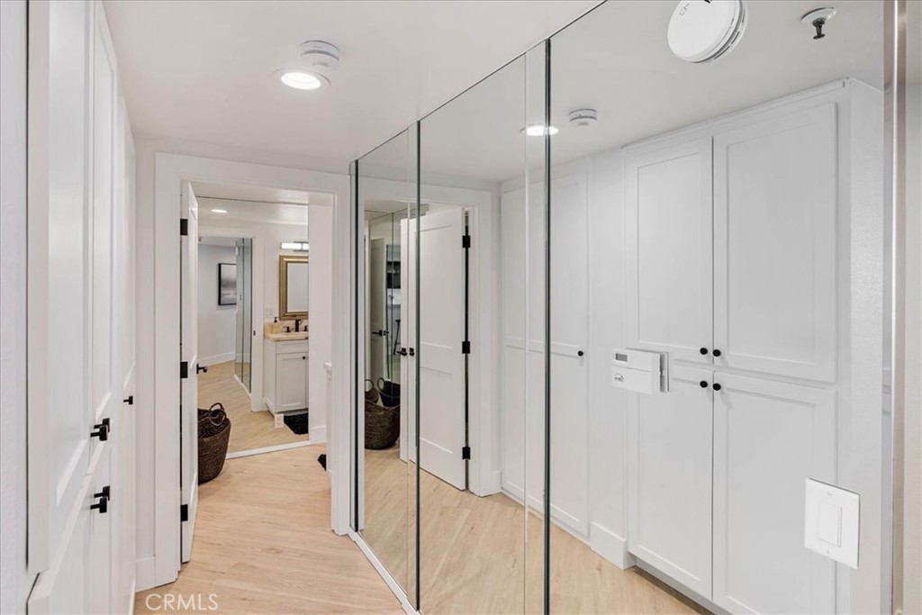 Sunset Shores (SO) - Residential Lease