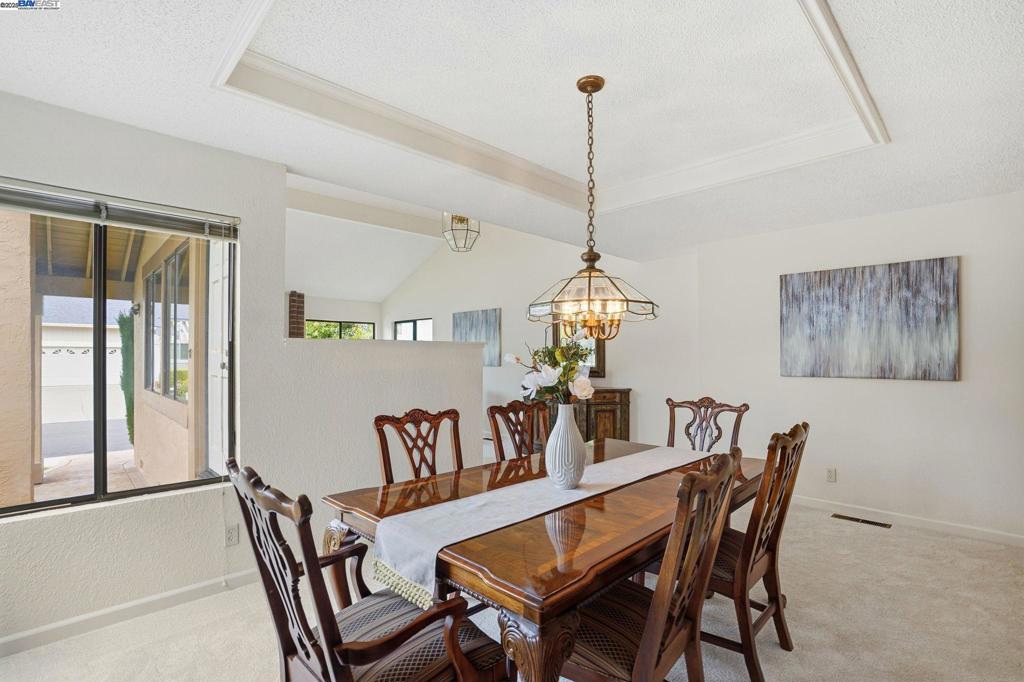 HIGHLAND OAKS - Residential