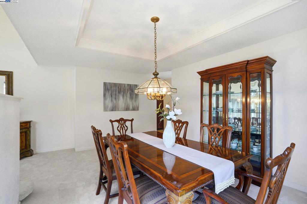 HIGHLAND OAKS - Residential