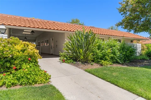 2046 Via Mariposa E Unit P, Laguna Woods, CA 92637 - MLS#: OC26156242