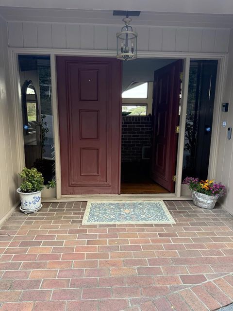 Photo of 1407 Carlton Road, Hillsborough, CA 94010 (MLS # ML82040479)