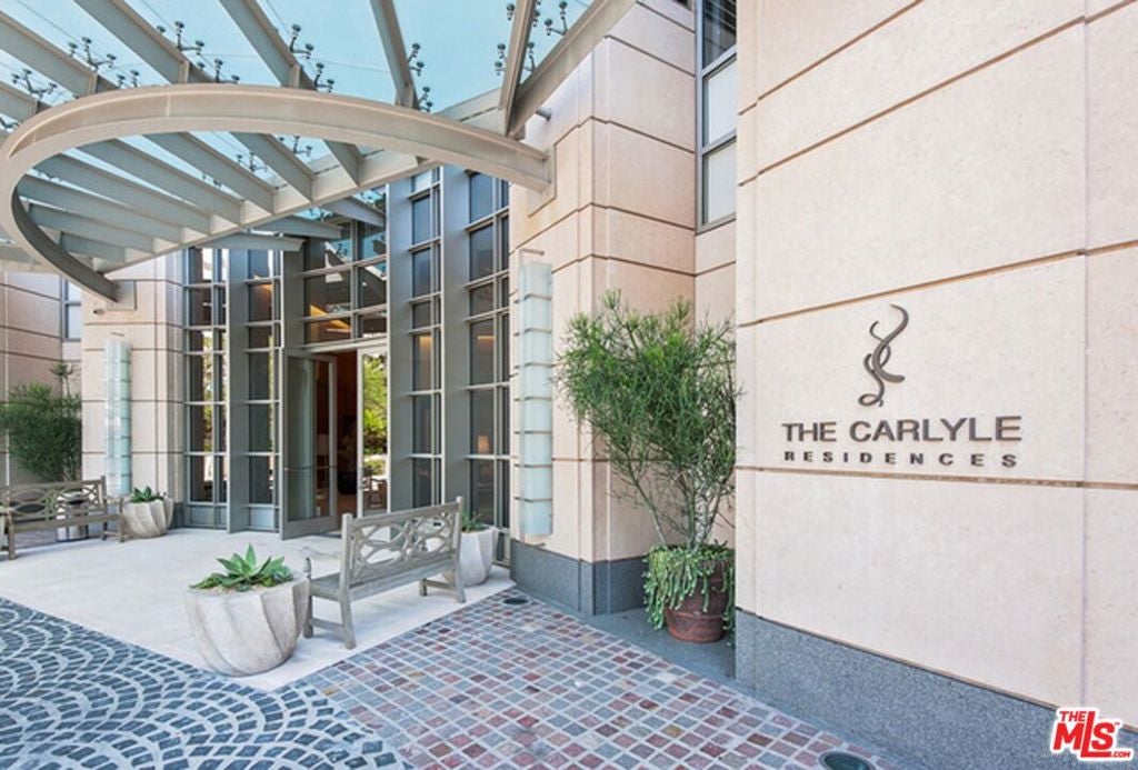 Photo of 10776 Wilshire Boulevard #301, Los Angeles, CA 90024 (MLS # 26998651)
