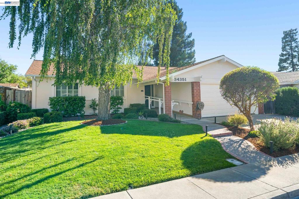 34351 Newton Ct CT