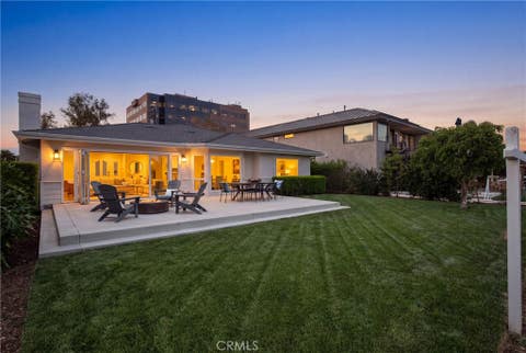 Photo of 4321 Country Club LN, Long Beach, CA 90807 (MLS # SB26167719)