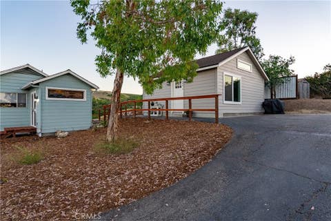 Tiny photo for 549 Derby Ln, Paso Robles, CA 93446 (MLS # NS26110102)
