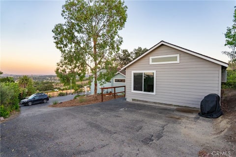 Tiny photo for 549 Derby Ln, Paso Robles, CA 93446 (MLS # NS26110102)