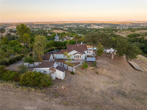 Tiny photo for 549 Derby Ln, Paso Robles, CA 93446 (MLS # NS26110102)