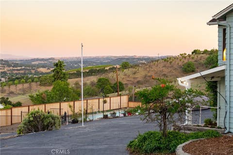 Tiny photo for 549 Derby Ln, Paso Robles, CA 93446 (MLS # NS26110102)