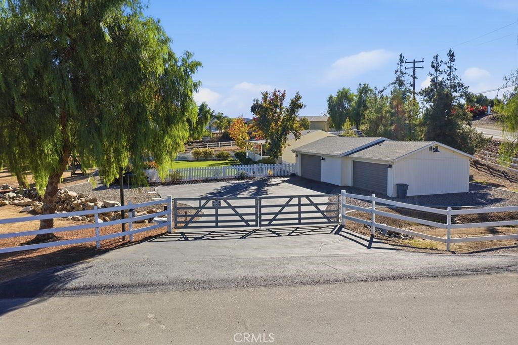 24765 Las Flores Drive