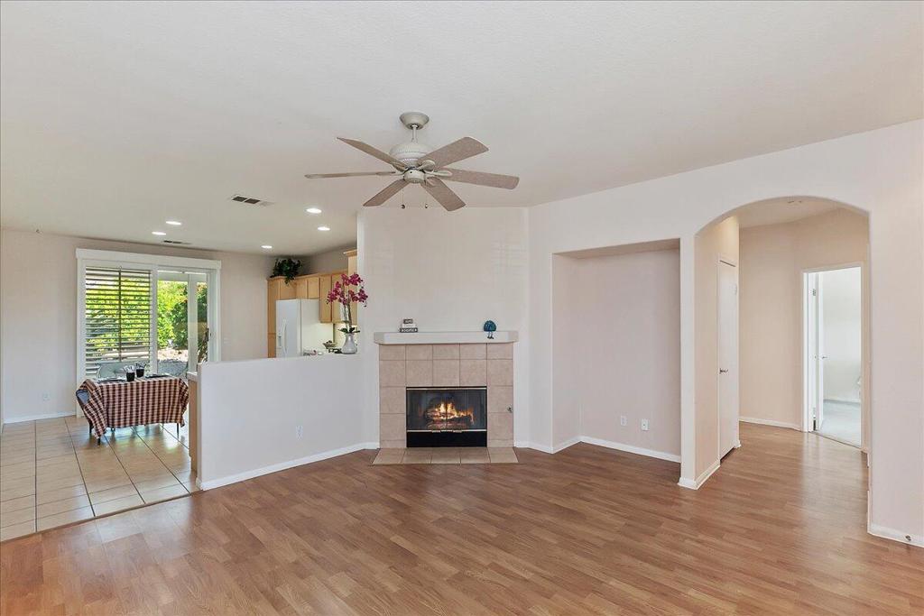Desert Willow - Residential