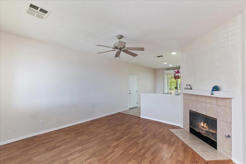 Desert Willow - Residential