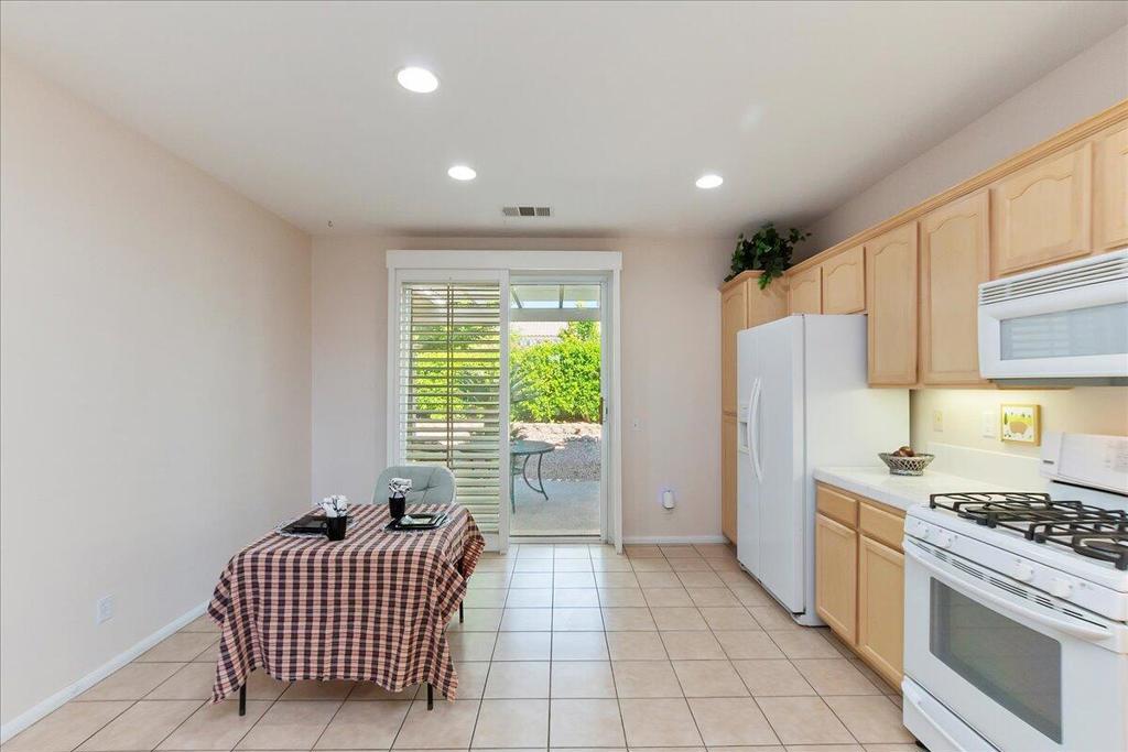 Desert Willow - Residential