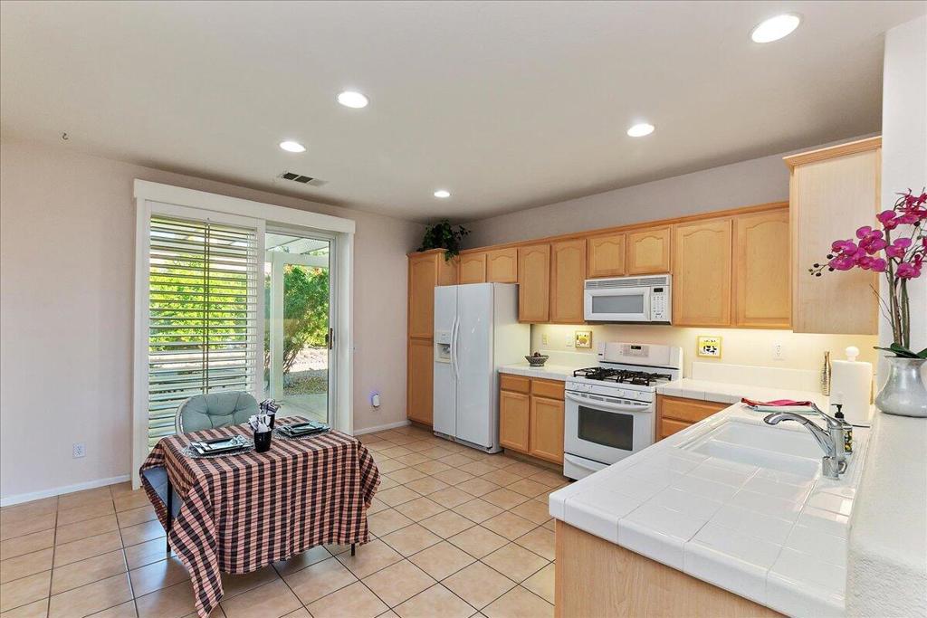 Desert Willow - Residential