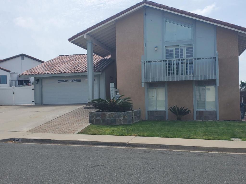 454 Camino Elevado