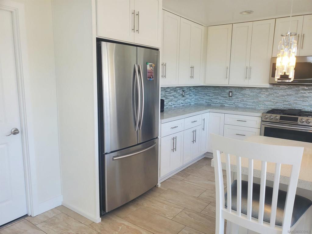454 Camino Elevado