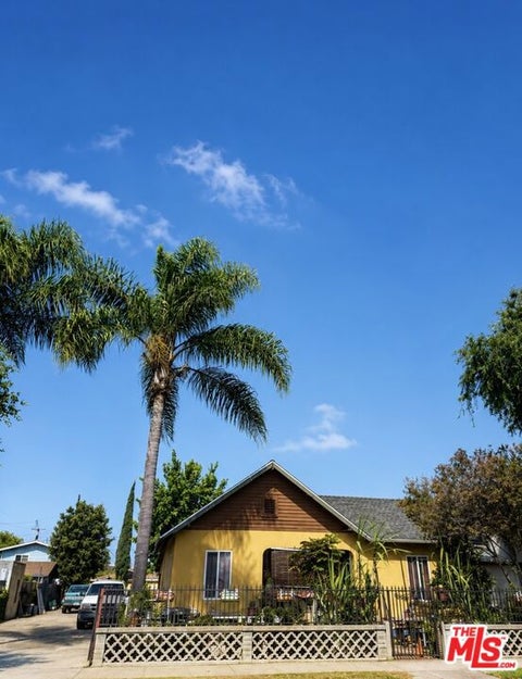 Photo of 409 S Rose Street, Anaheim, CA 92805 (MLS # 26102124)