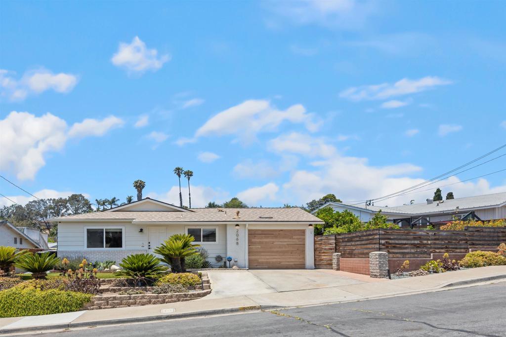 2068 Montclair
