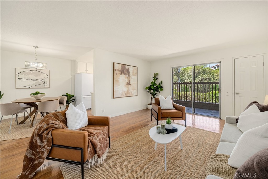 Casa Loma (CL) - Residential