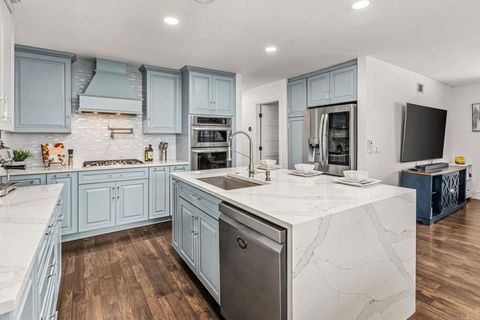 166 Lakeview Avenue Spring Valley CA 91977