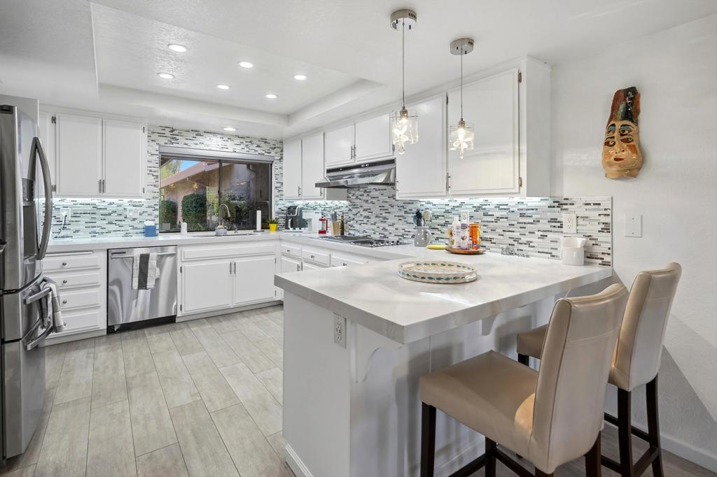 99 Camino Arroyo S