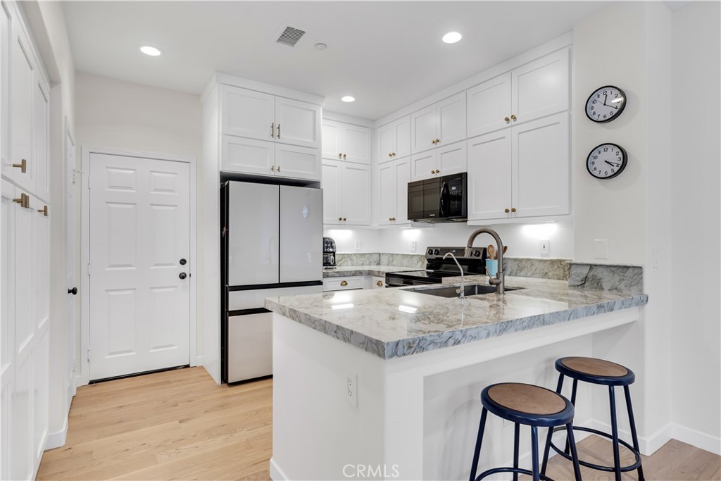 122 Paseo Vista