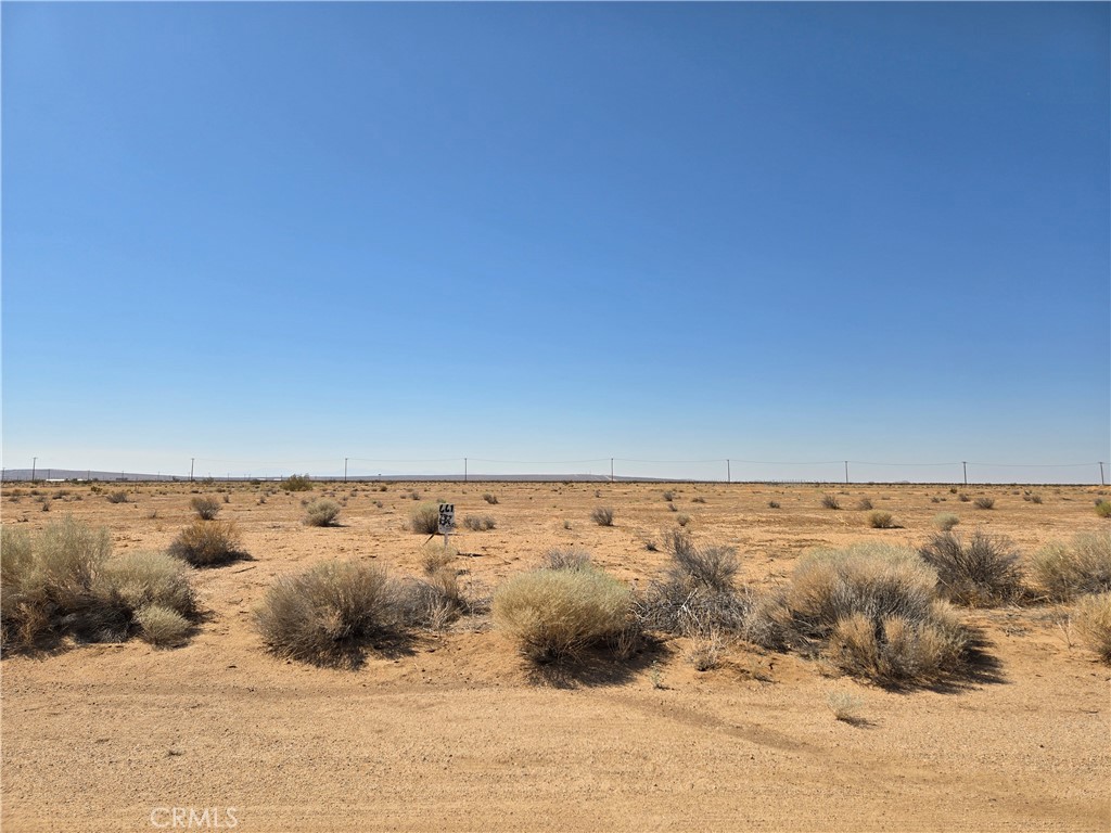 Flat residential lot with utilities nearby. Lot is centrally located. GPS Coordinates 35.121733, -117.999678