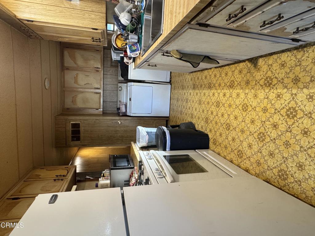 Imperial Oxnard MHP - 037004 - Manufactured In Park