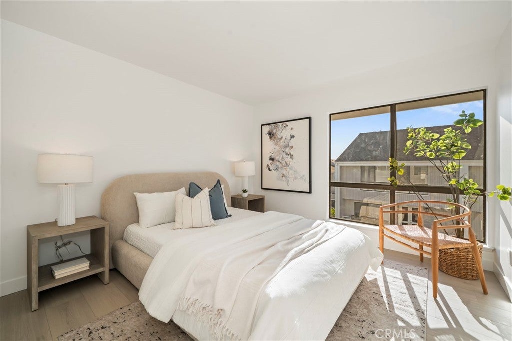 19 Swift Court, Newport Beach CA 92663 - Photo 11
