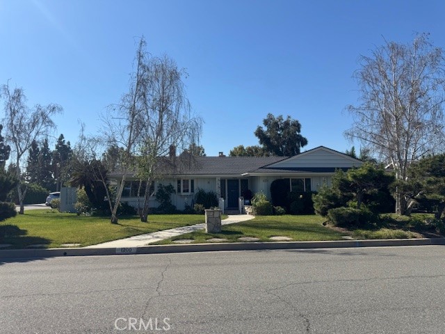 1200 W Rowan