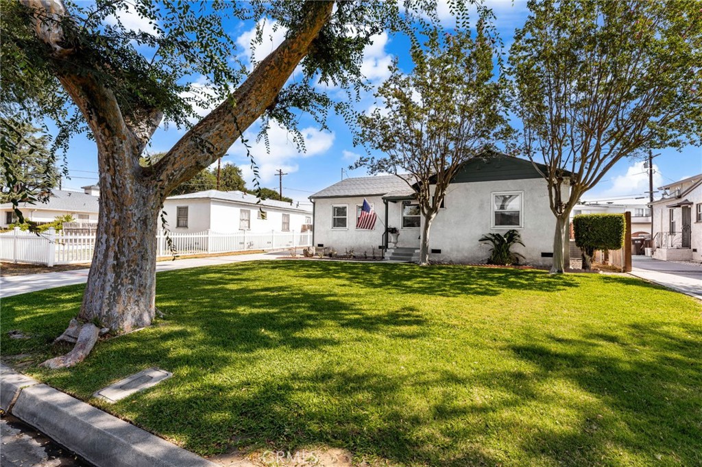 10917 Montecito Drive