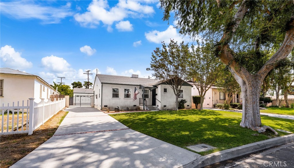 10917 Montecito Drive