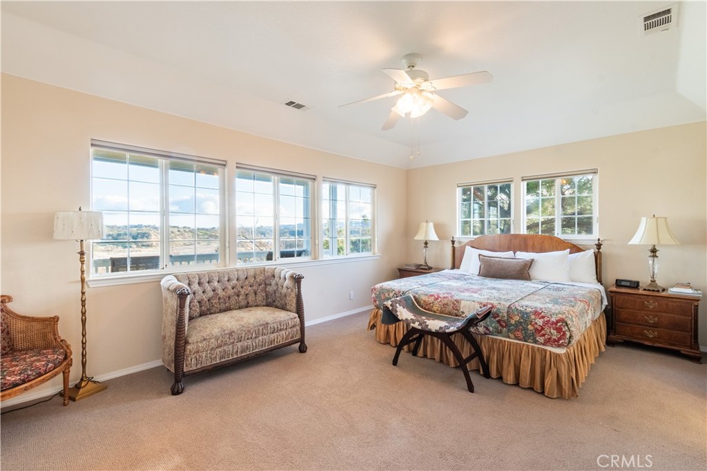 Paso Robles, California, 93446, United States, 5 Bedrooms Bedrooms, ,6 BathroomsBathrooms,Residential,Active,1821961
