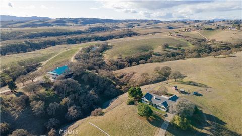 Photo of 390 San Marcos Road, Paso Robles, CA 93446 (MLS # NS25031883)