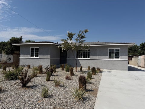 Photo of 11583 Embree DR, El Monte, CA 91732 (MLS # TR26176773)