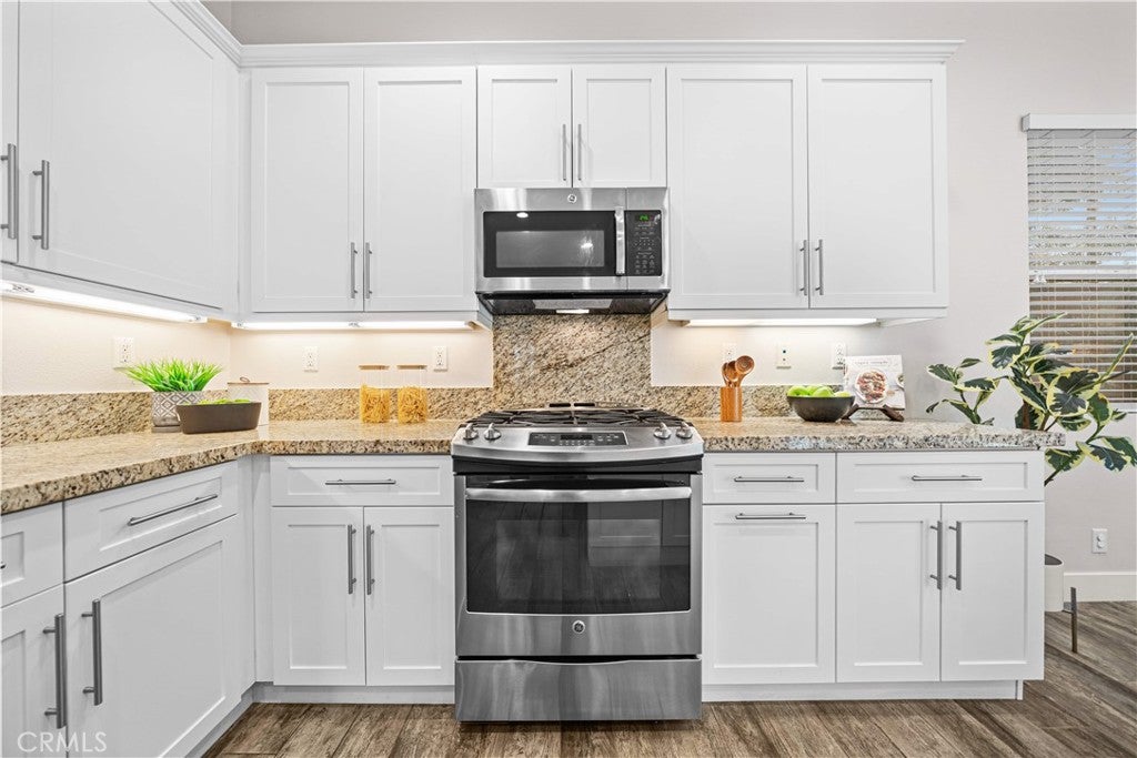 220 Follyhatch, Irvine CA 92618 - Photo 12