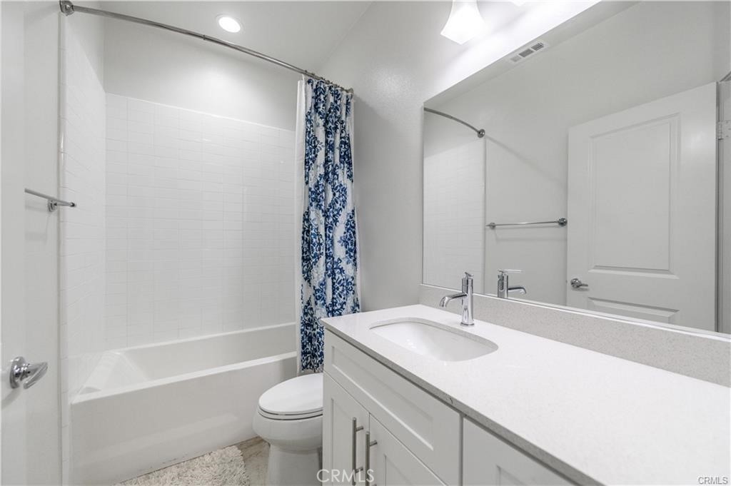 Deco - Residential Lease