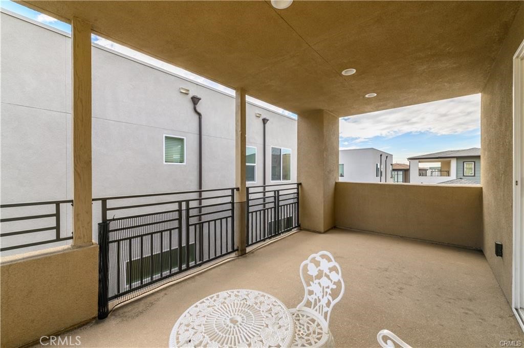 Deco - Residential Lease