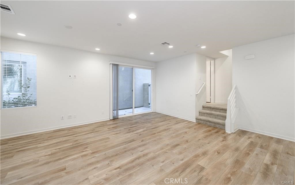 Deco - Residential Lease