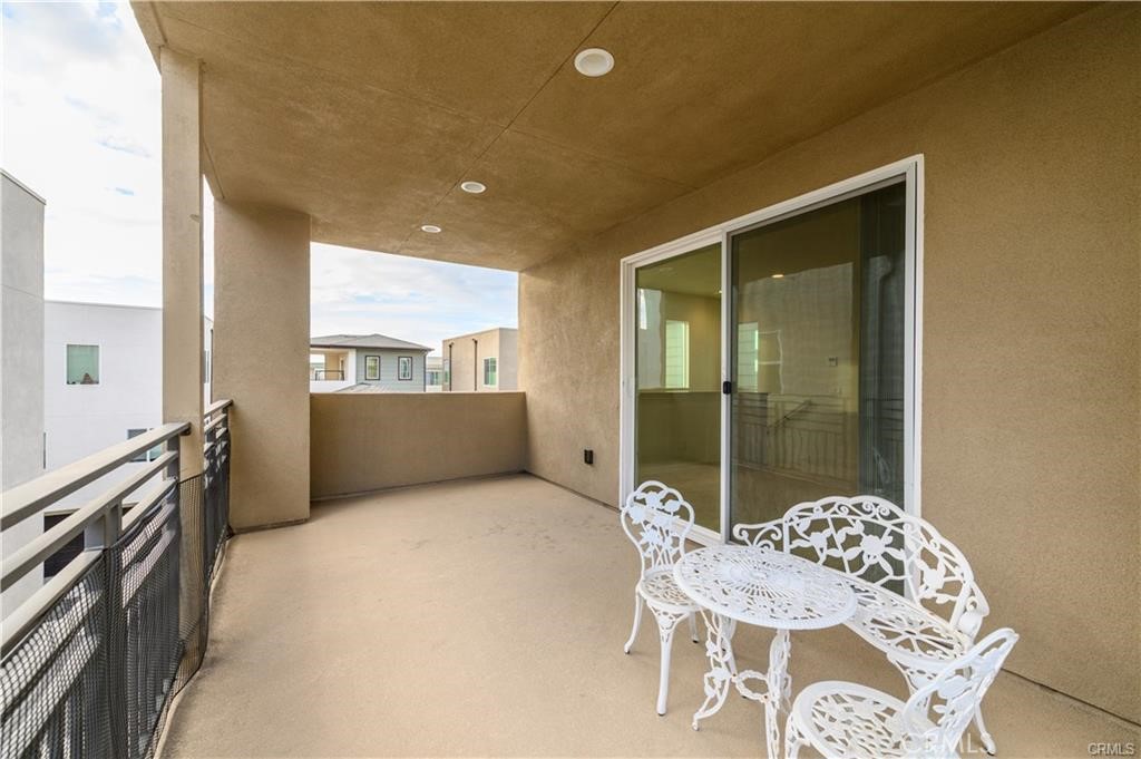 Deco - Residential Lease