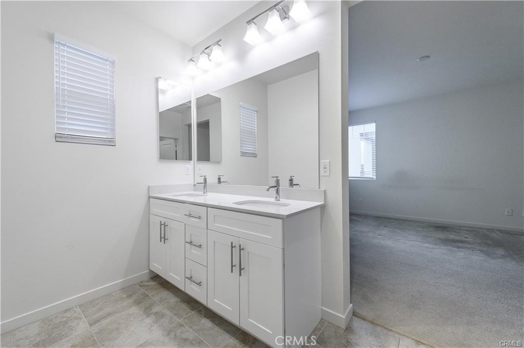 Deco - Residential Lease