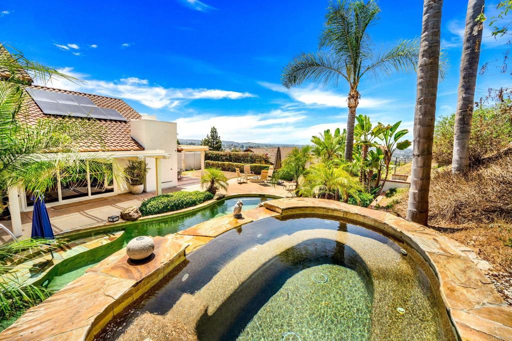 7056 Del Cerro Boulevard