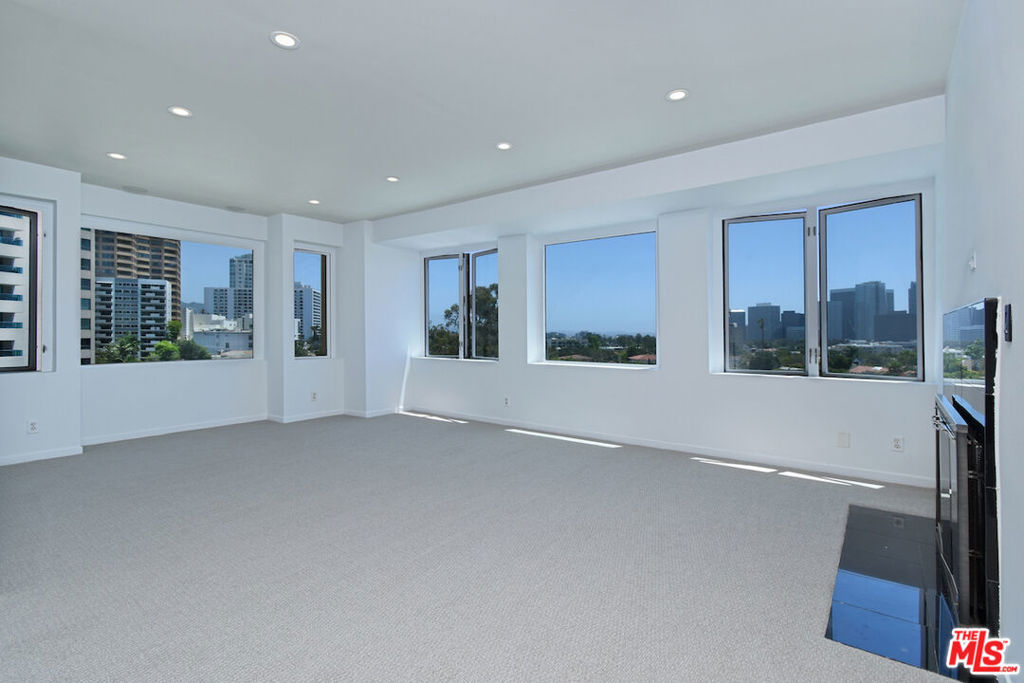 Properties 1 10520 Wilshire Boulevard 904
