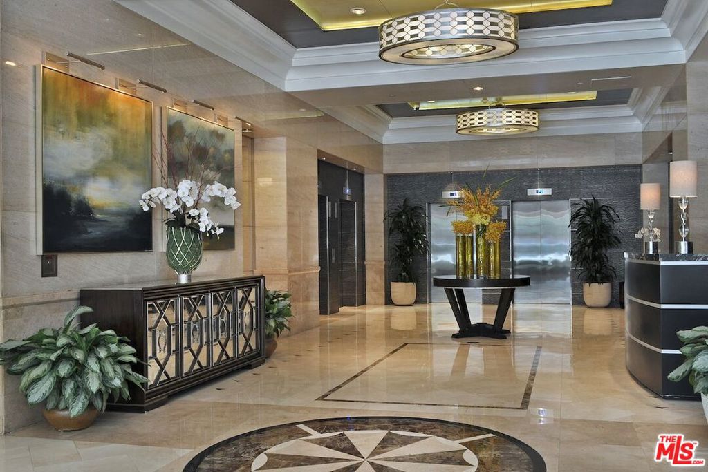 Properties 3 10520 Wilshire Boulevard 904
